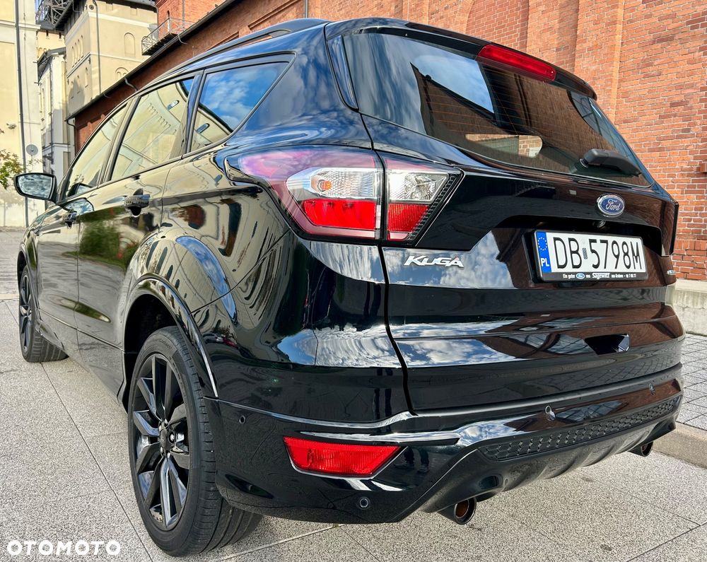 Ford Kuga 1.5 EcoBoost 2x4 ST-Line - 31