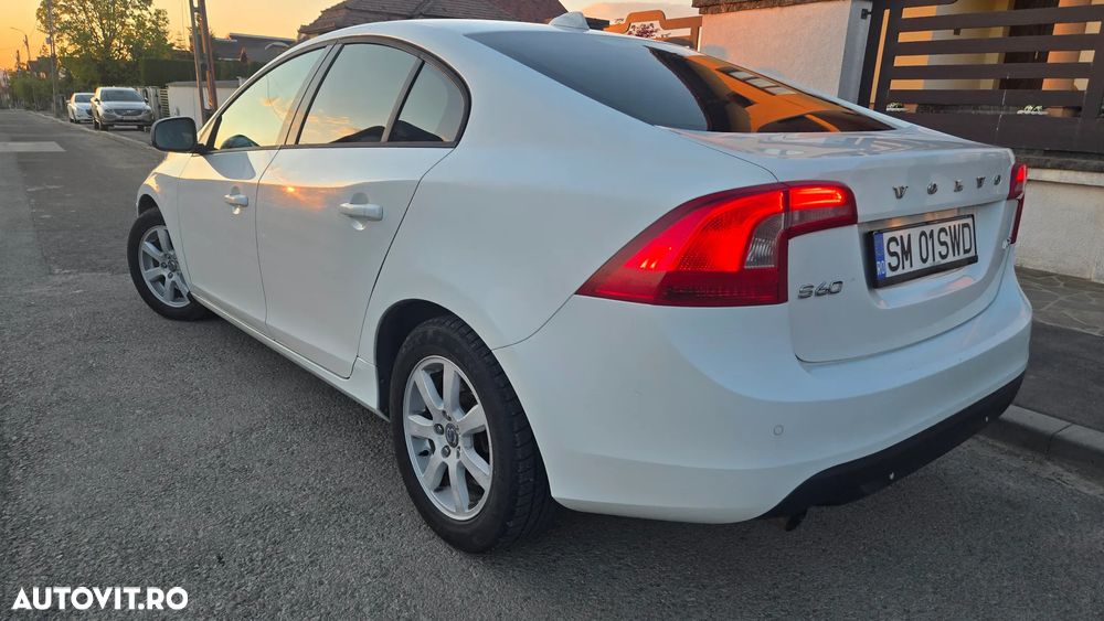 Volvo S60 D3 Start-Stop Momentum - 3