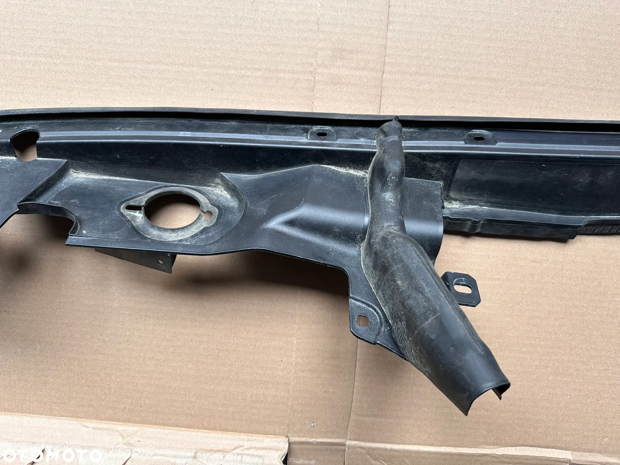 Osłona błotnika obudowa prawa BMW X3 G01 51747397492 - 3