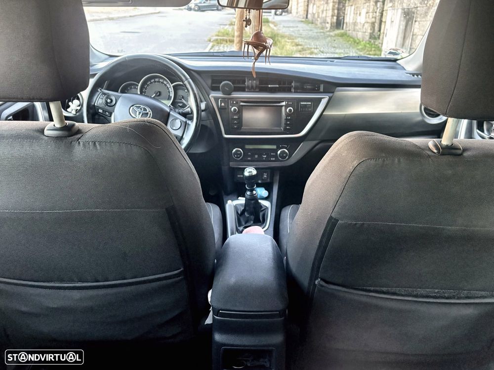 Toyota Auris Touring Sports 1.4 D-4D Comfort - 10