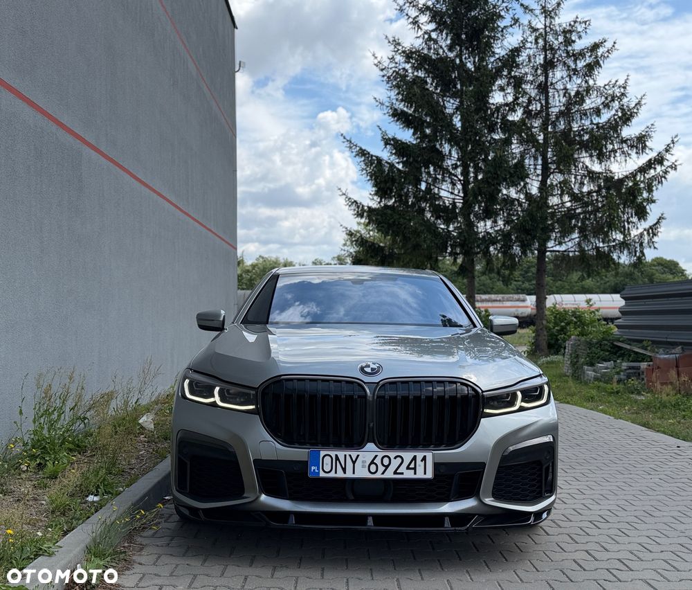 BMW Seria 7 740d xDrive sport - 6