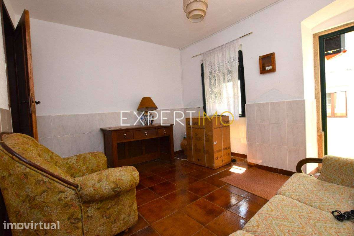 Moradia T2 renovada, com pequeno quintal - Monte Claro - Nisa - Grande imagem: 5/30
