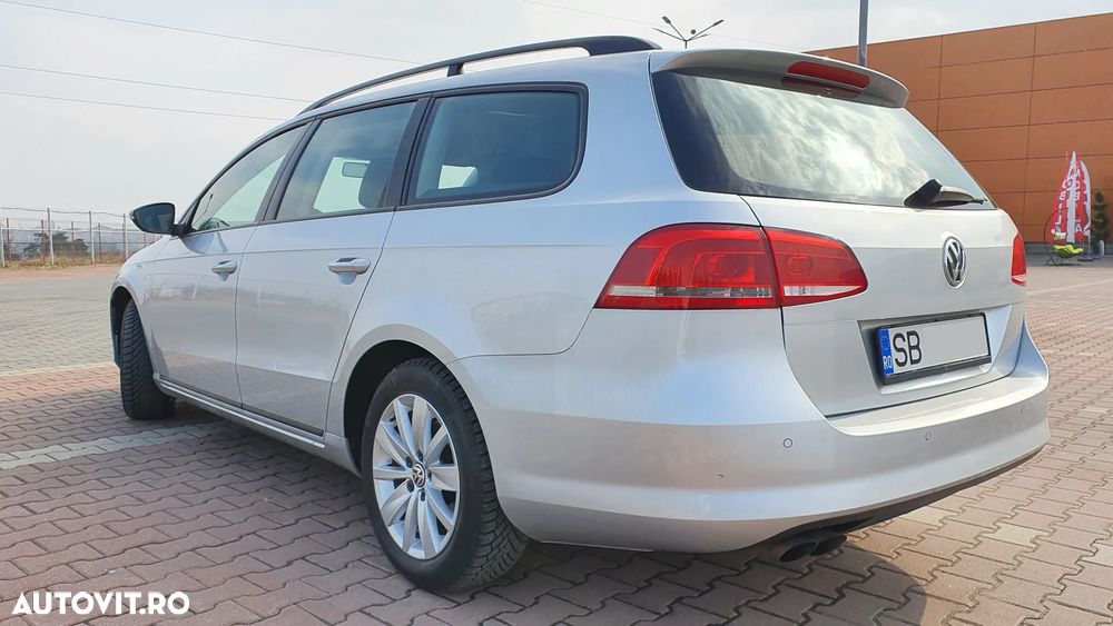 Volkswagen Passat 2.0 TDI DSG BlueMotion Technology Trendline - 2