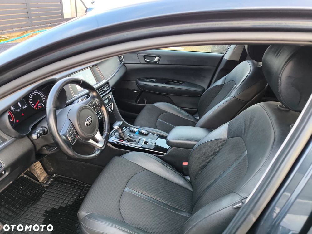 Kia Optima 1.7 CRDI XL DCT - 10