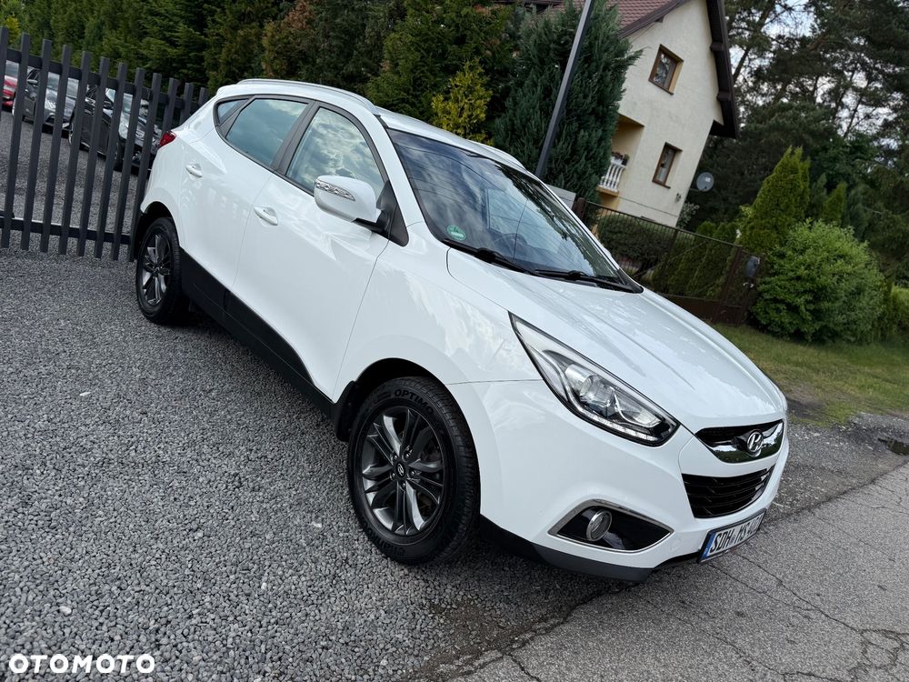 Hyundai ix35 1.7 CRDi 2WD Fifa World Cup Edition - 4