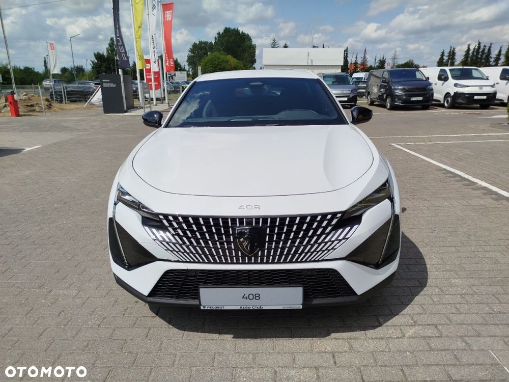 Peugeot 408 - 10
