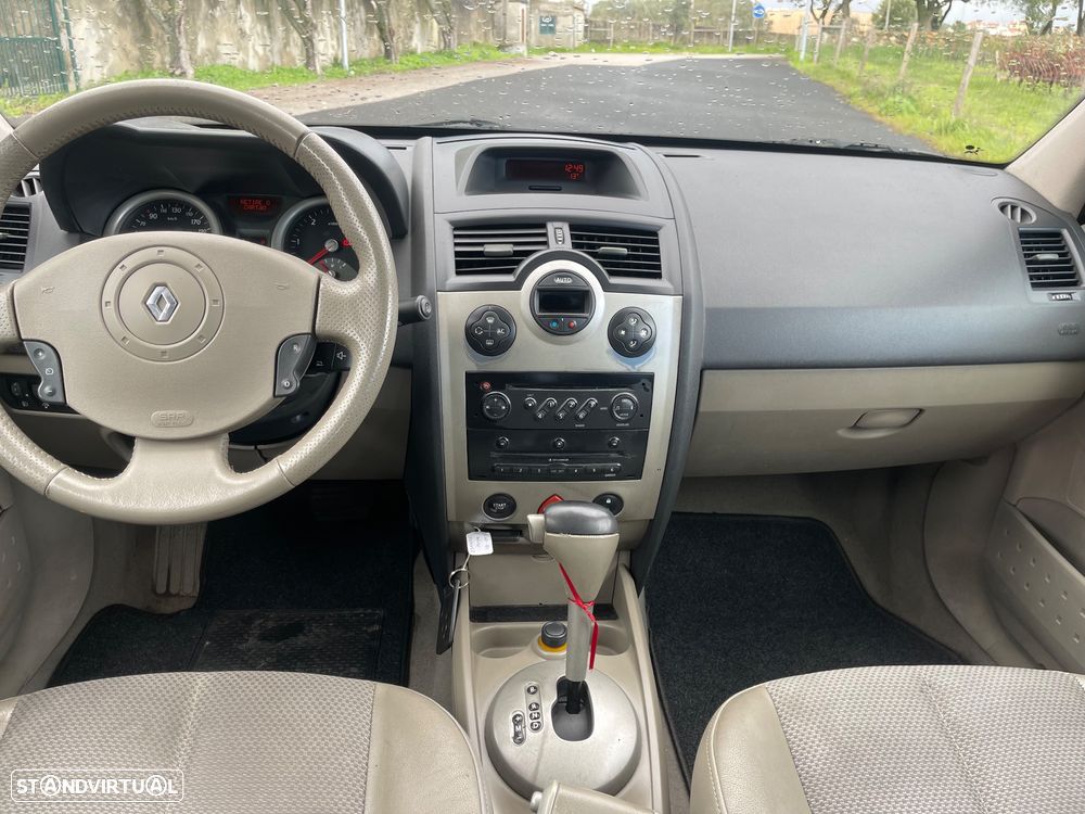 Renault Mégane - 6