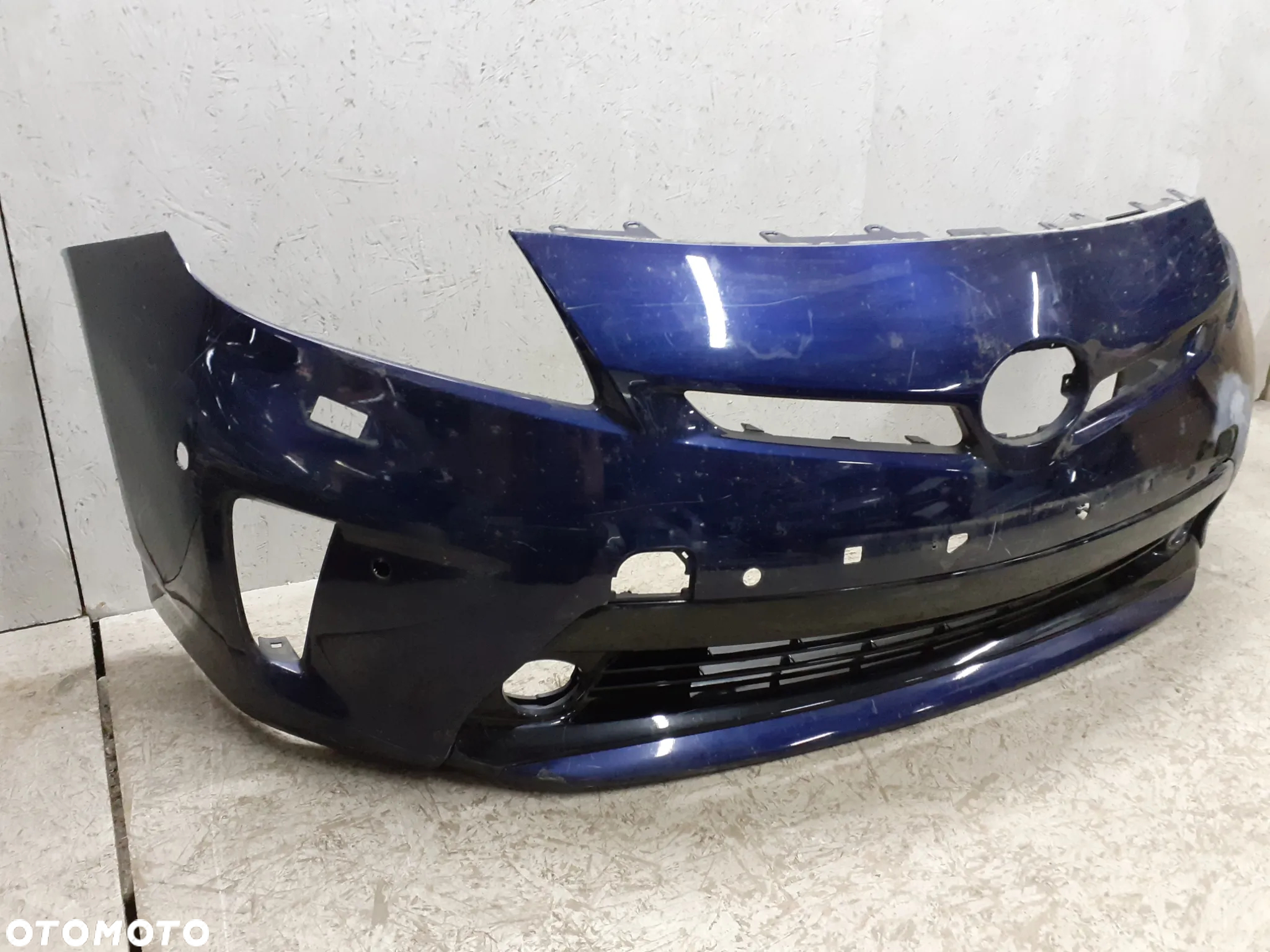 ZDERZAK PRZEDNI PRZÓD TOYOTA PRIUS LIFT 2012-2015R - 2