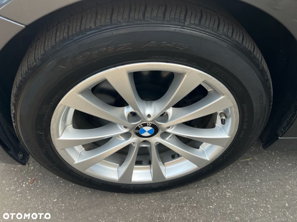 BMW Seria 3 330i xDrive Edition Luxury Line Purity - 23