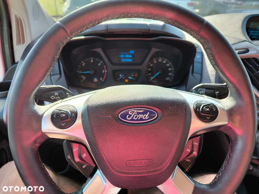 Ford Transit Custom - 19