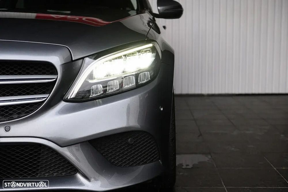 Mercedes-Benz C 200 - 11