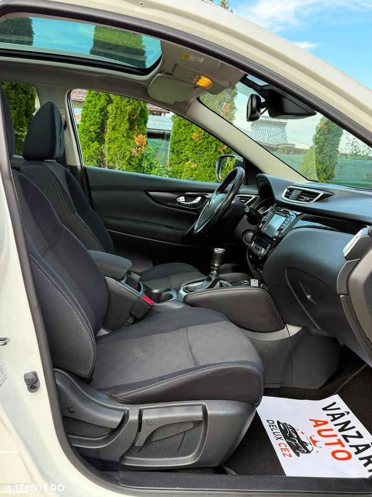 Nissan Qashqai 1.6 DCI Start/Stop N-Connecta - 10