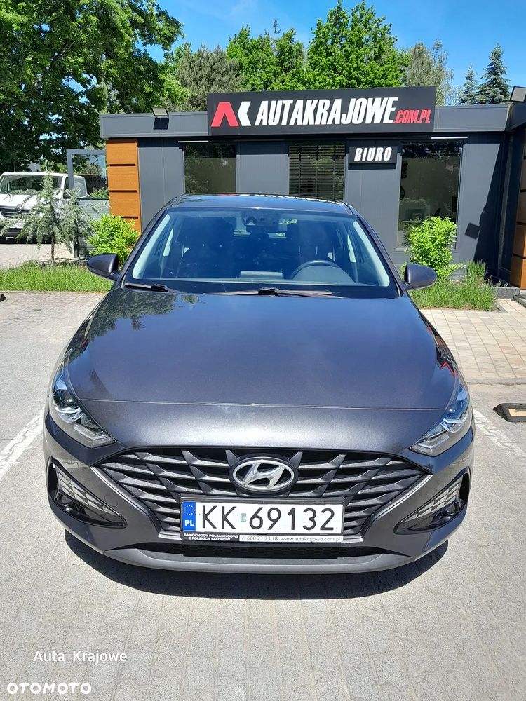 Hyundai i30 1.5 DPI Classic + - 7