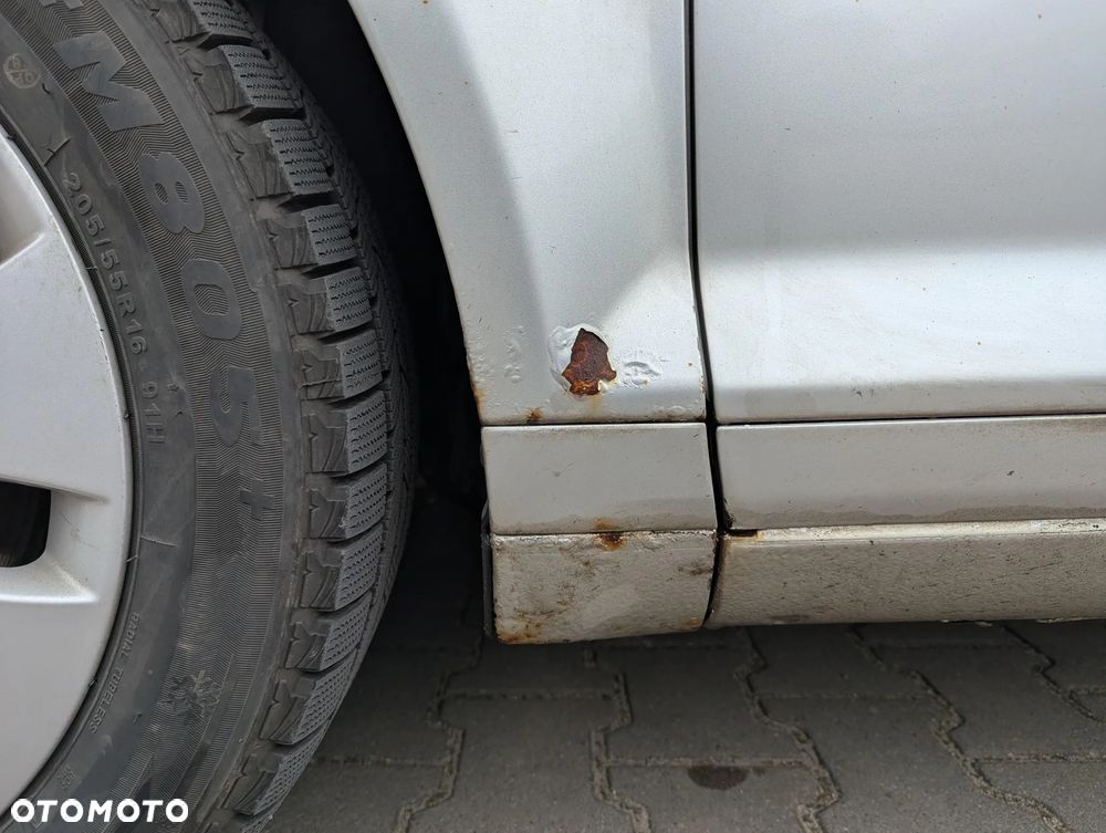 Audi A3 3-drzwiowe 1.6 Ambition - 14