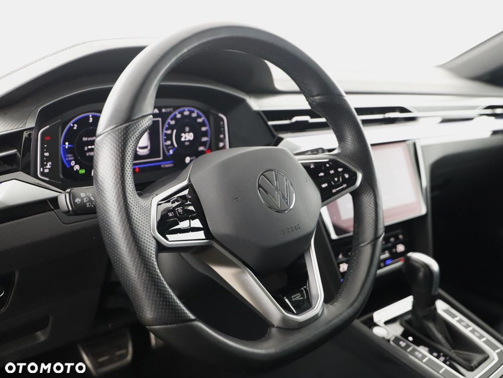 Volkswagen Arteon Shooting Brake 2.0 TDI 4Motion R-Line DSG - 14