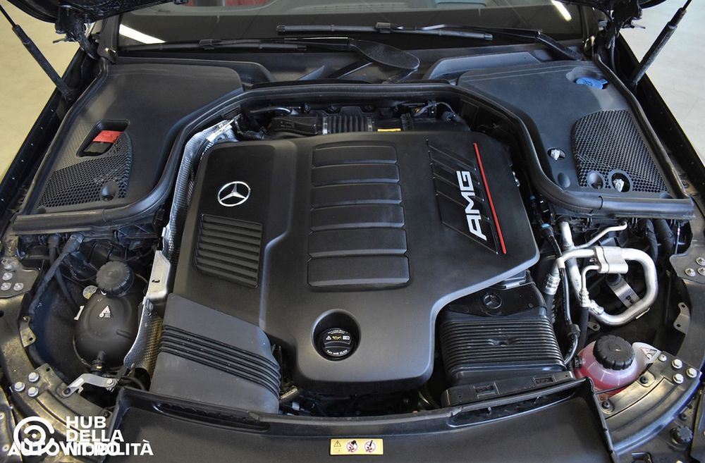 Mercedes-Benz AMG GT 4-door Coupe - 22