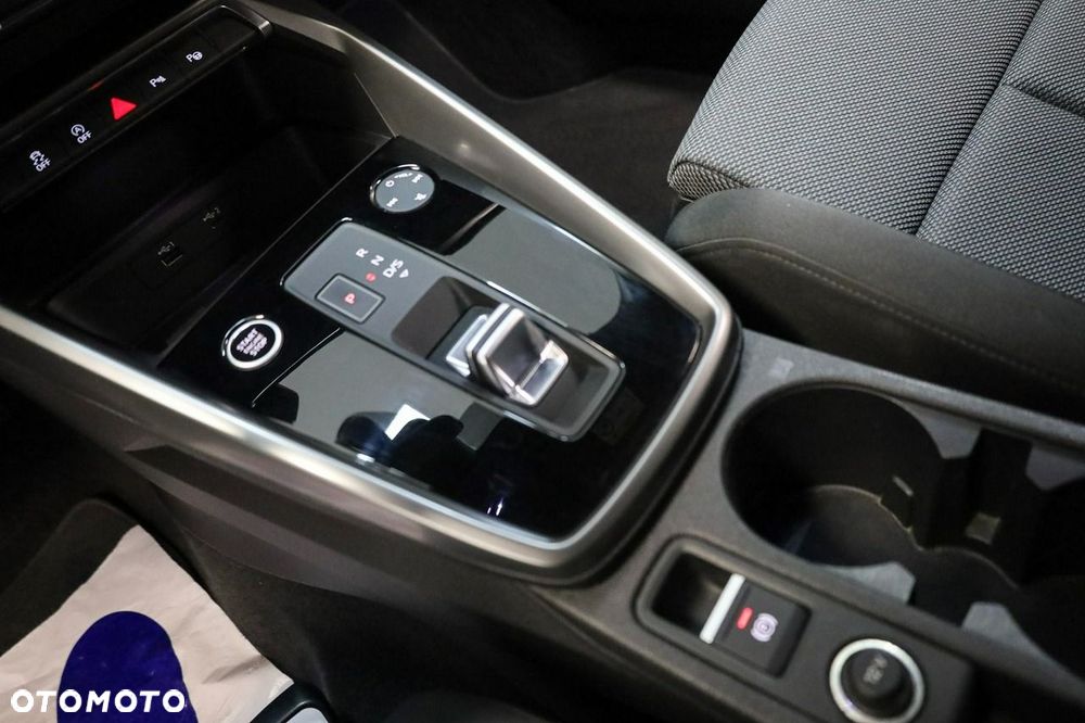 Audi A3 Sportback 35 TFSI S tronic S line - 19