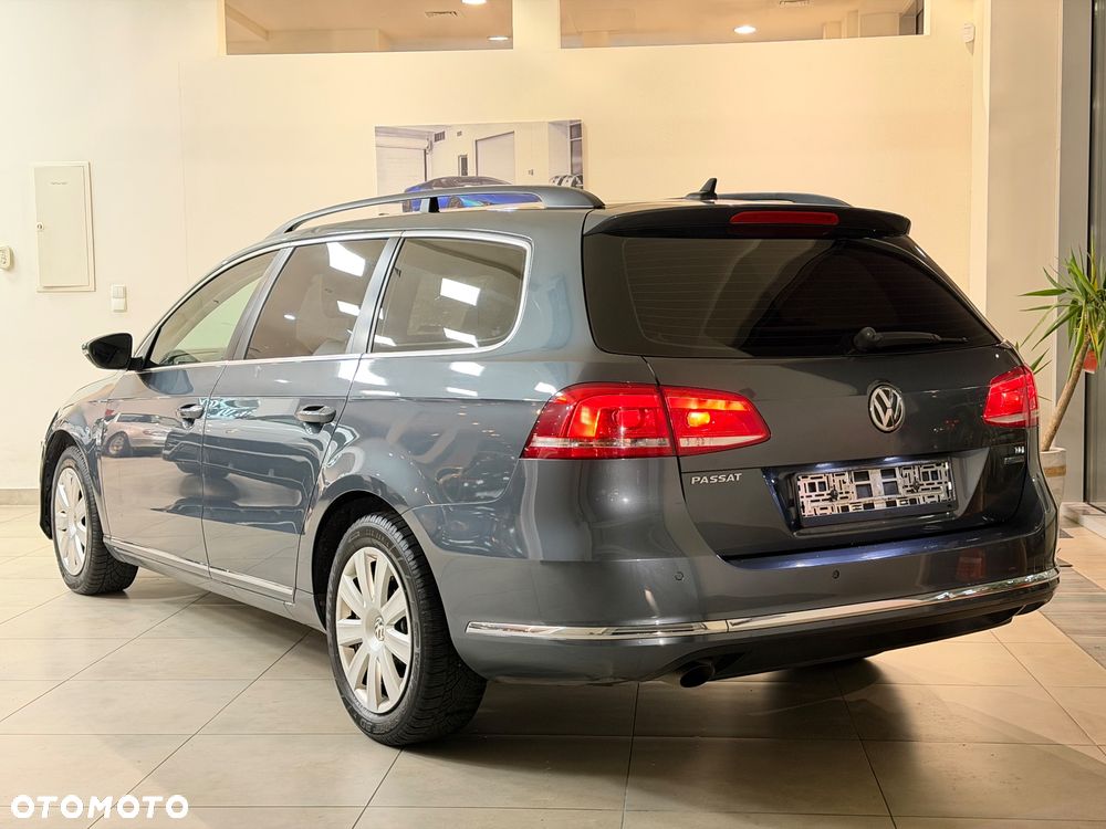 Volkswagen Passat 1.6 TDI BlueMotion Technology Comfortline - 3