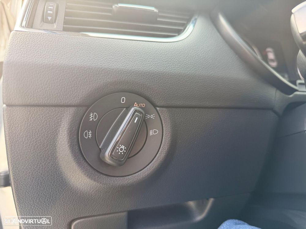 Skoda Octavia 1.6 TDI Style - 20