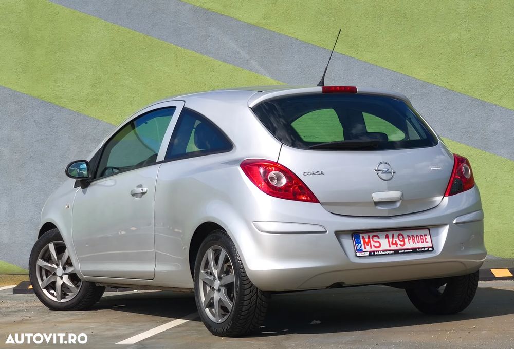 Opel Corsa 1.2i Easytronic Enjoy - 3