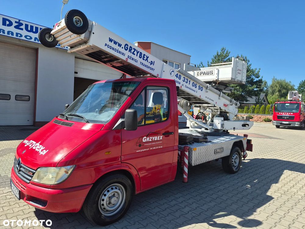 Mercedes-Benz Sprinter - 3
