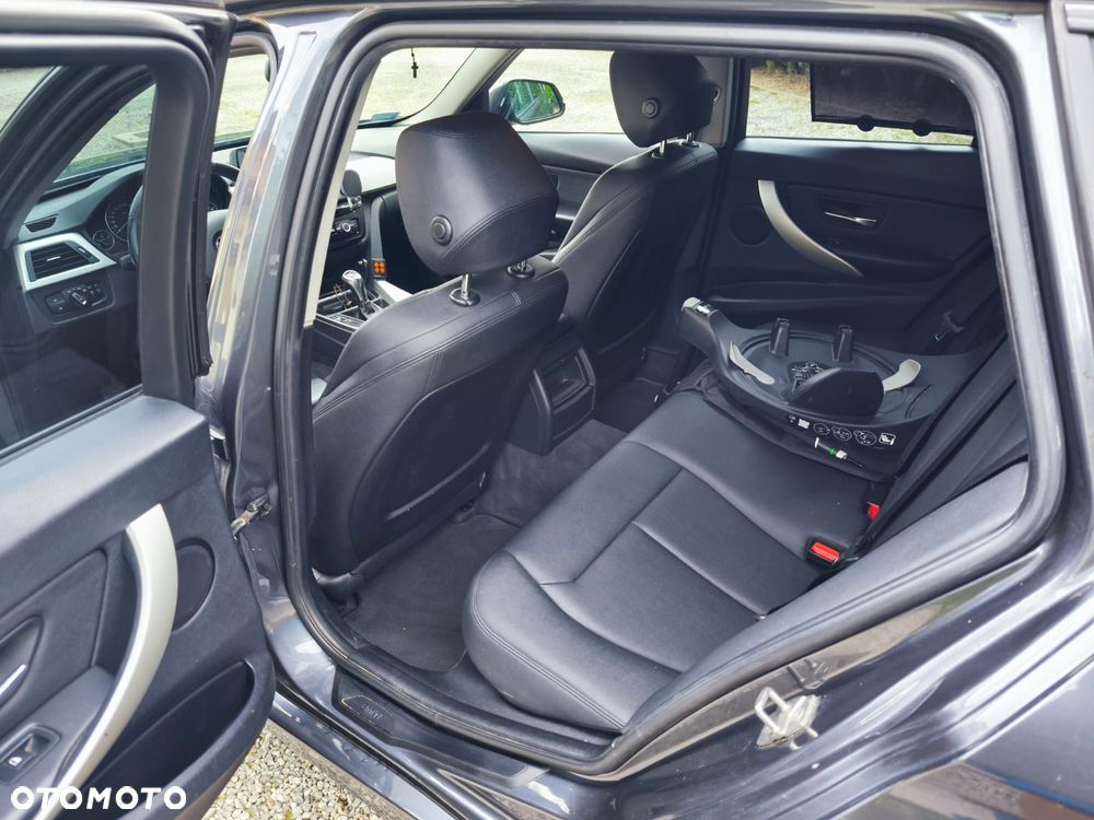 BMW Seria 3 318d DPF Edition Lifestyle - 14
