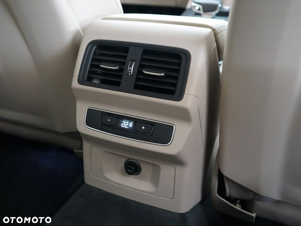 Audi Q5 Sportback - 34