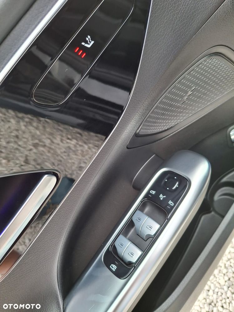 Mercedes-Benz Klasa C 220 d 9G-TRONIC AMG Line - 19