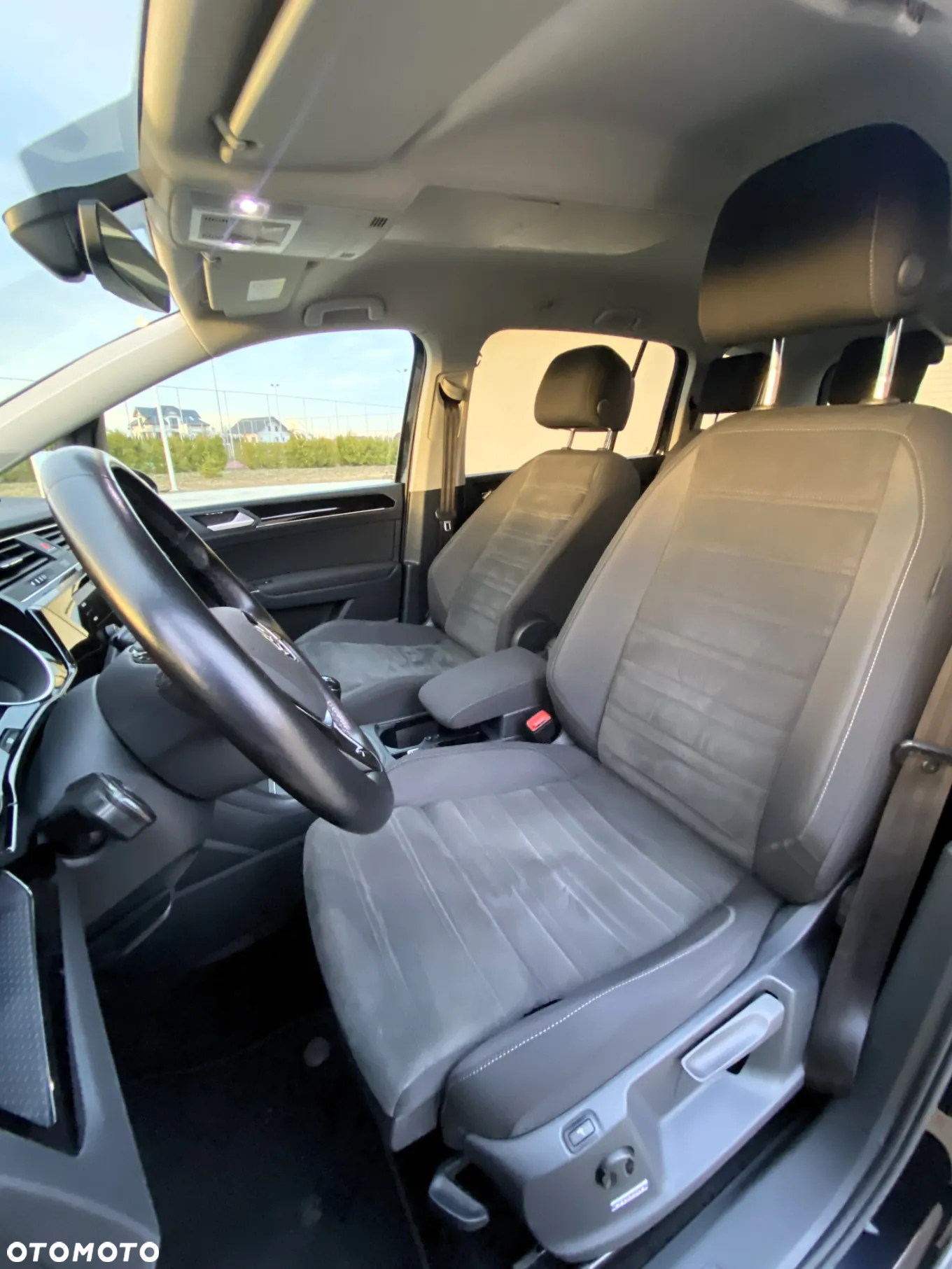 Volkswagen Touran 1.4 TSI BMT Highline - 15