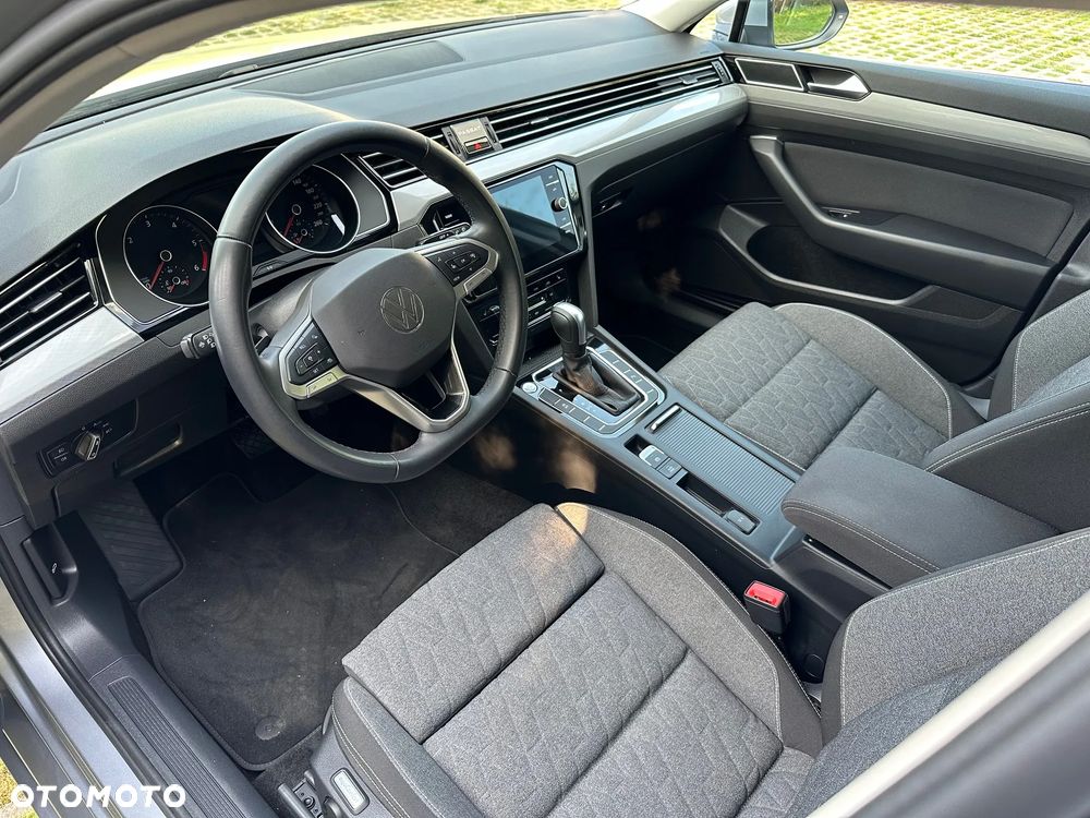 Volkswagen Passat 2.0 TDI Business DSG - 7
