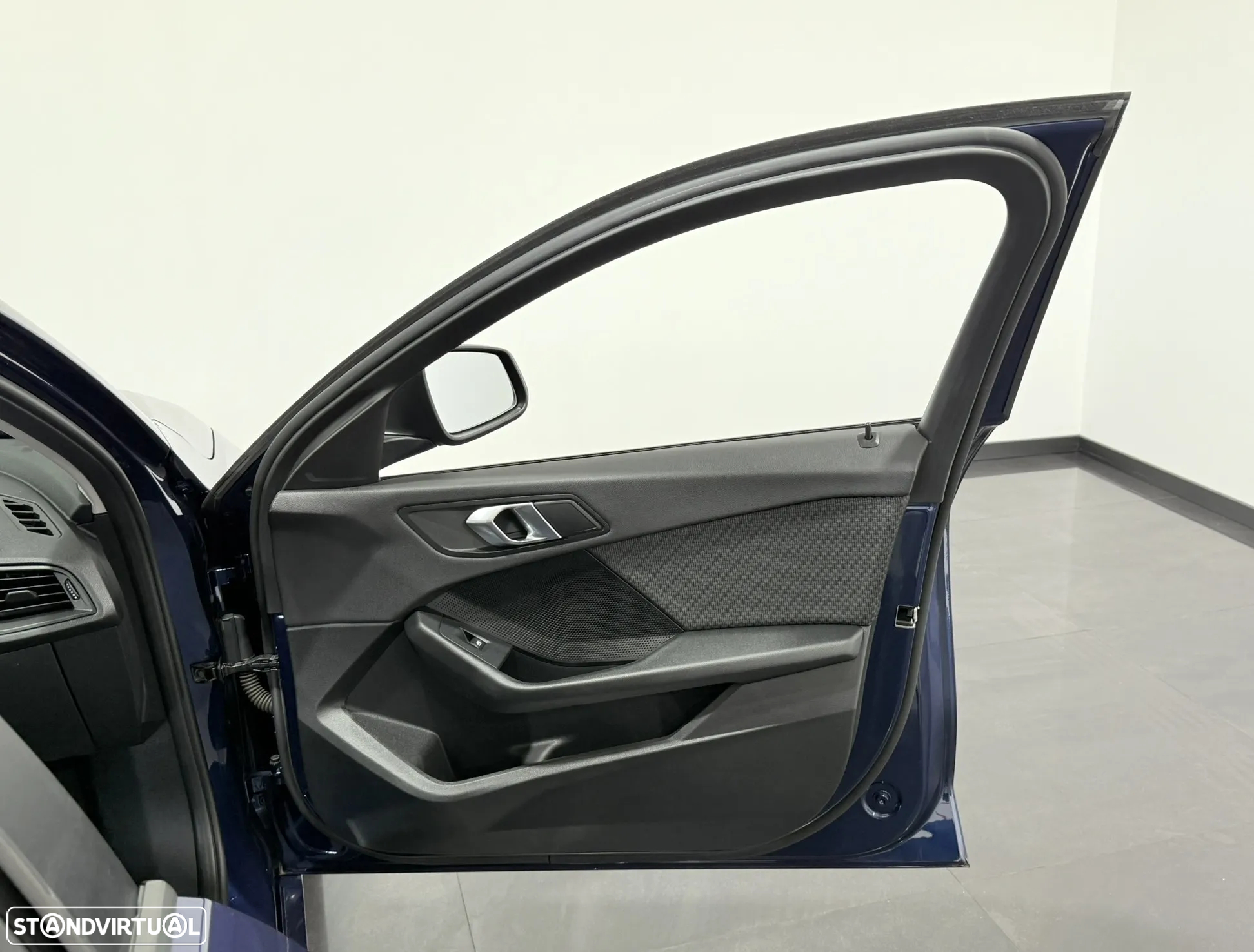 BMW 116 d EDynamics Advantage - 37