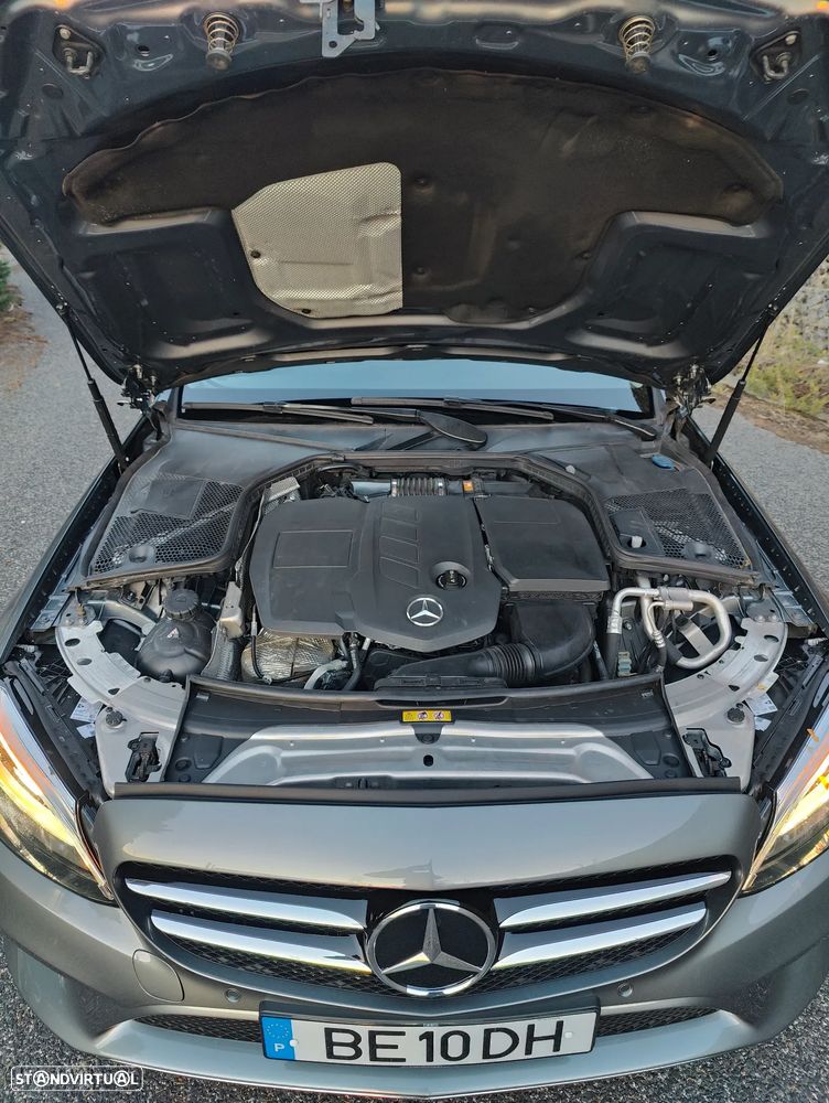 Mercedes-Benz C 200 - 10