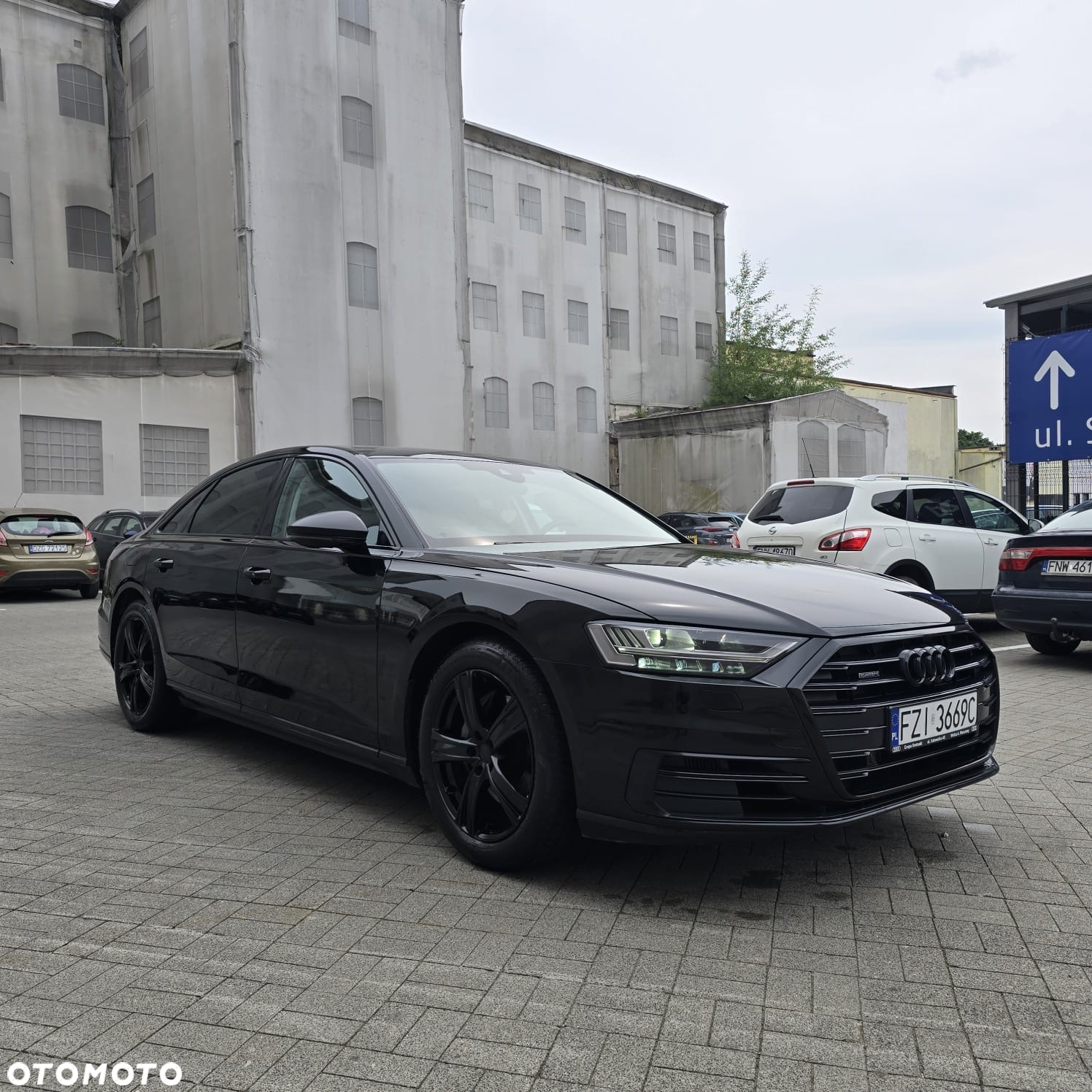 Audi A8 - 3