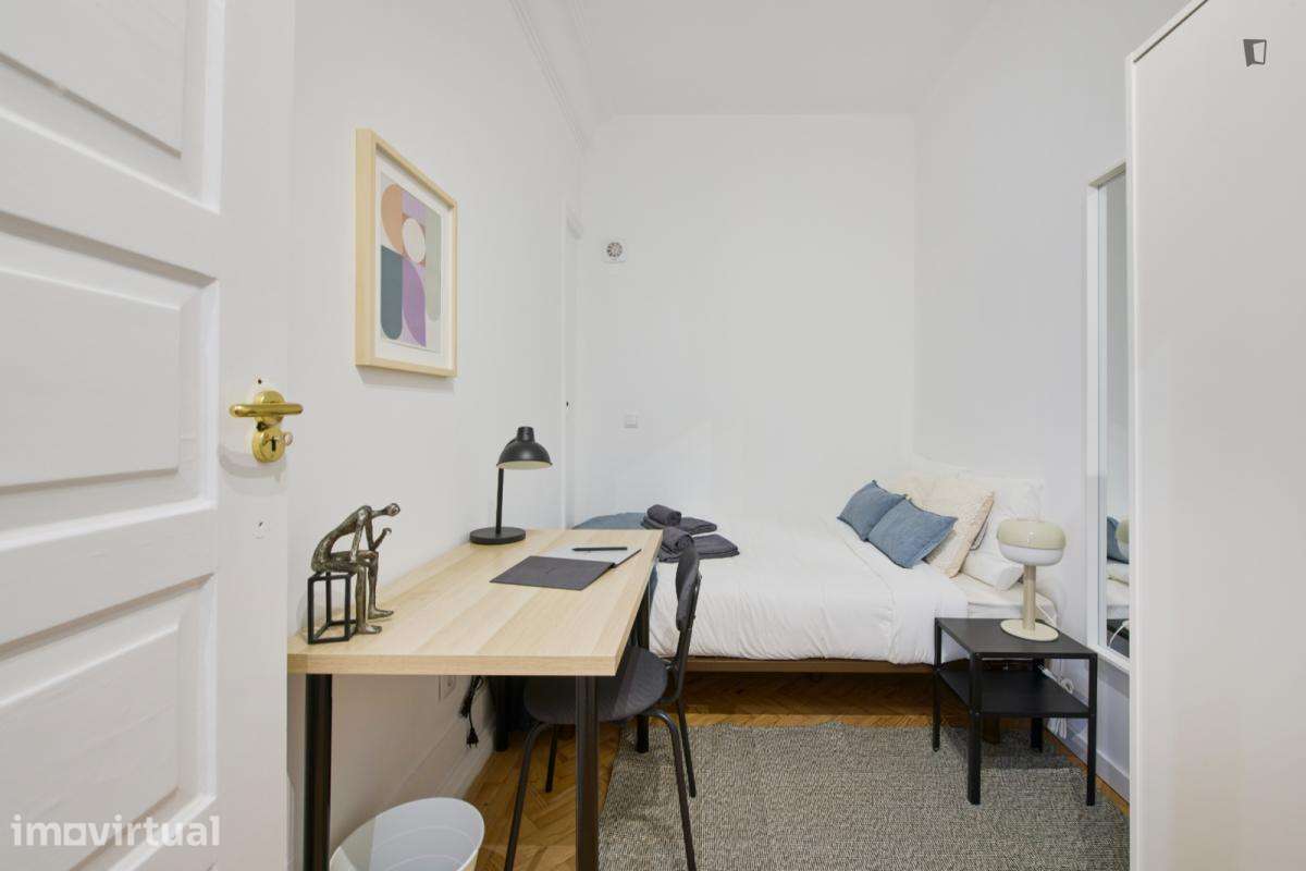 Quarto - localizado em Entrecampos Lisbon - Grande imagem: 2/36