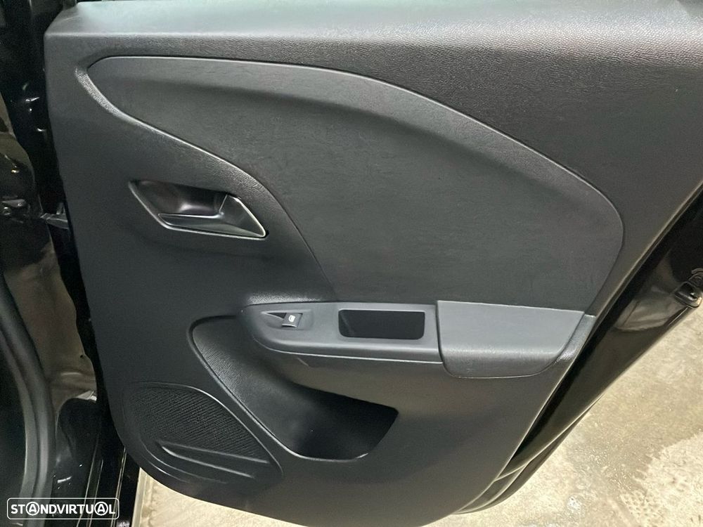 Opel Corsa 1.2 T GS Line - 22