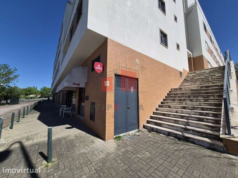 Apartamento T2 - Grande imagem: 2/22