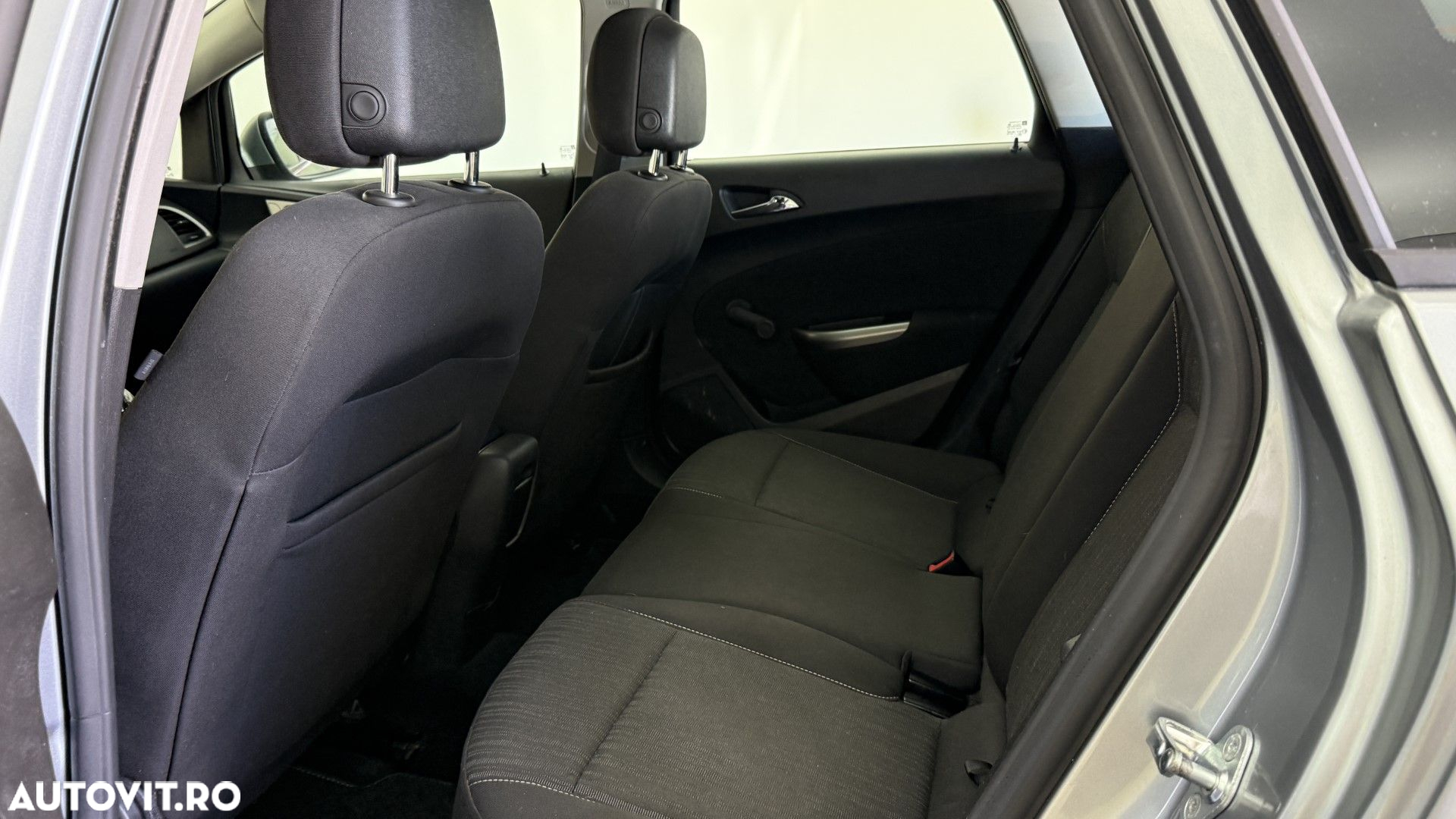 Opel Astra - 9