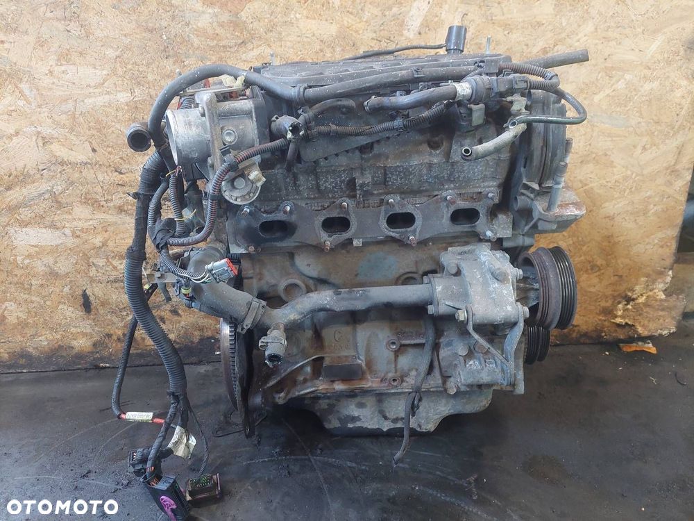 SILNIK BENZYNOWY SŁUPEK FIAT STILO I 1.6 16V 182B6000 - 1