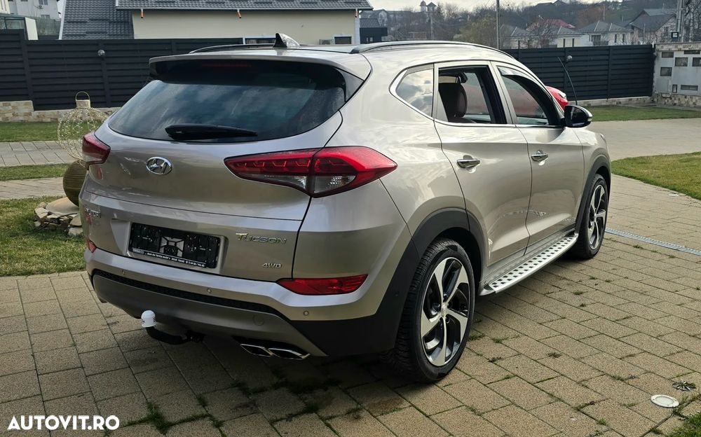 Hyundai Tucson 2.0 CRDI 4WD 6AT Luxury Pack+ - 20