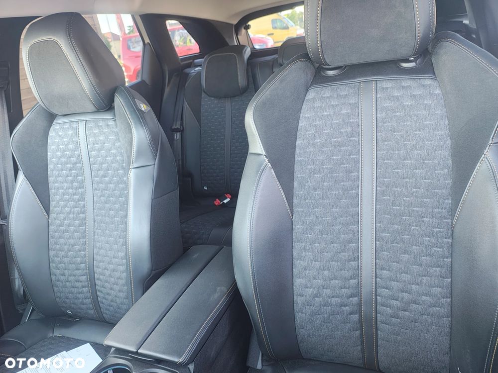 Peugeot 3008 1.6 PureTech Hybrid4 PHEV Road Trip S&S EAT8 - 9