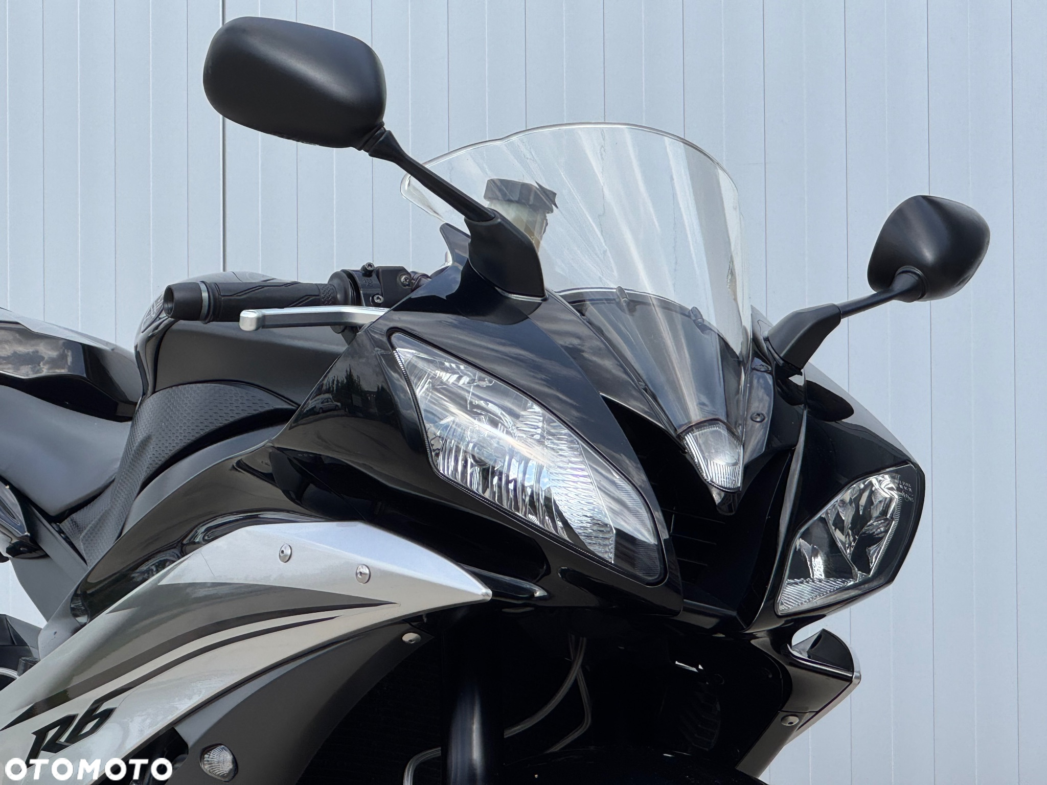 Yamaha YZF - 3