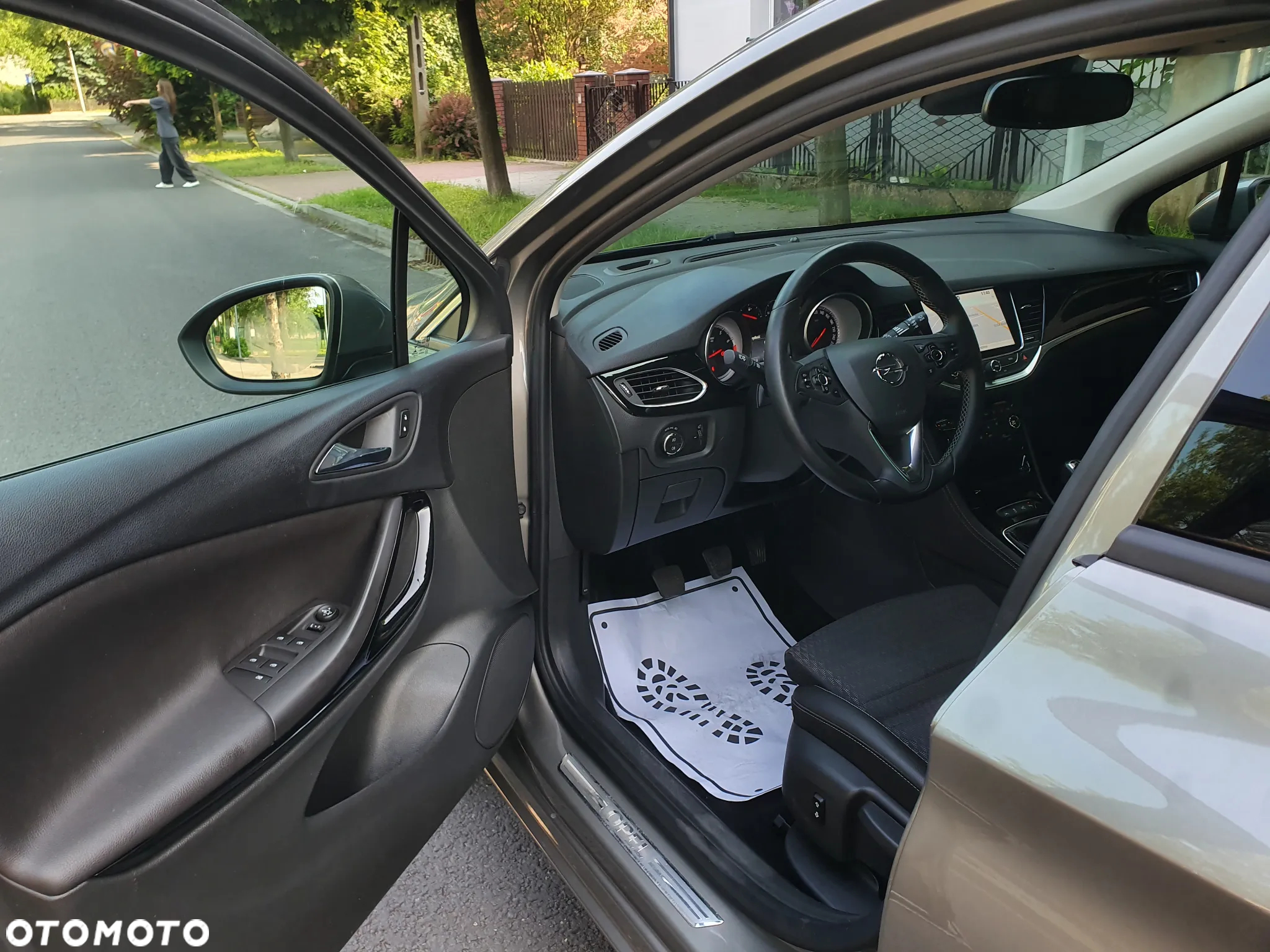 Opel Astra 1.4 Turbo Innovation - 16