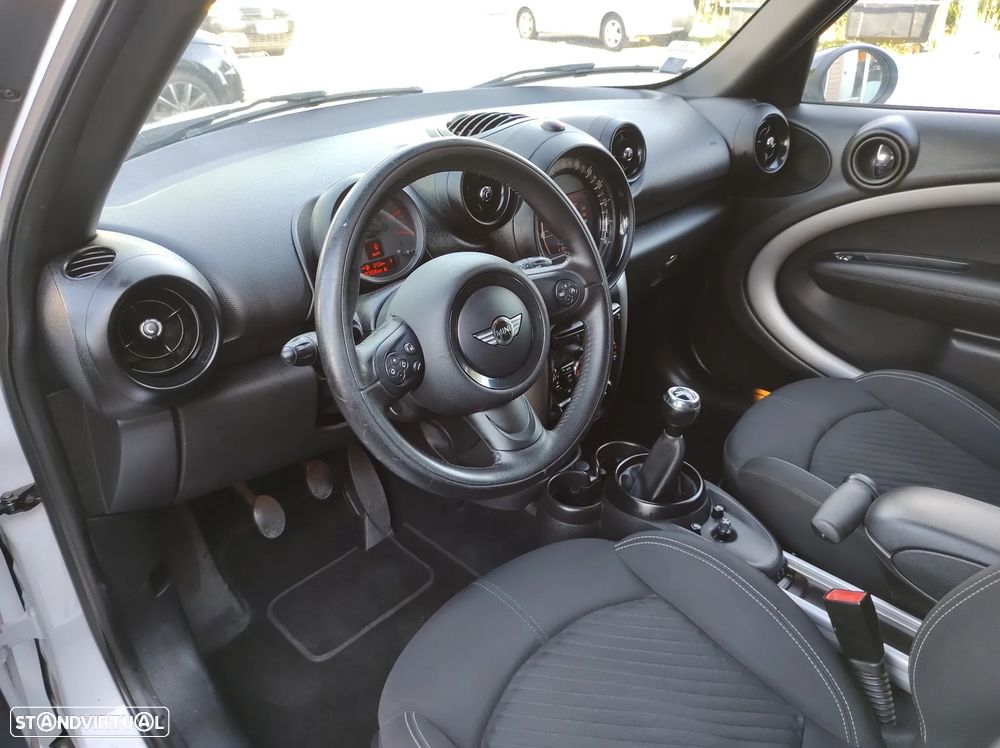 MINI Countryman Cooper D - 13