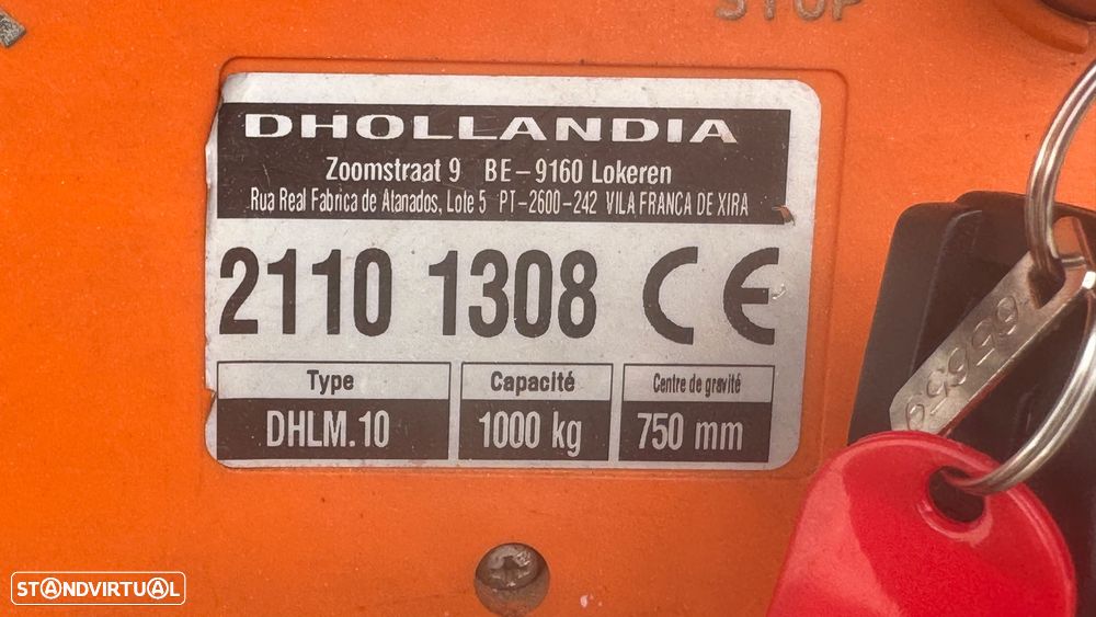 Mitsubishi Canter 3C15D C/ Plat. Elevatória - 9