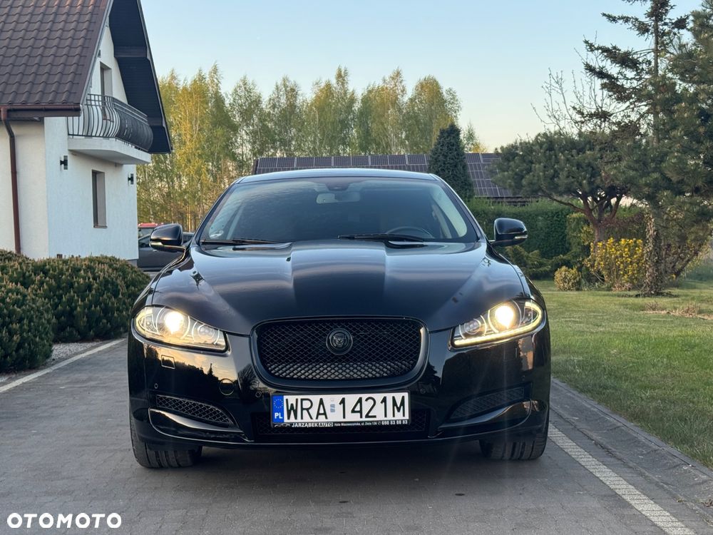 Jaguar XF - 32