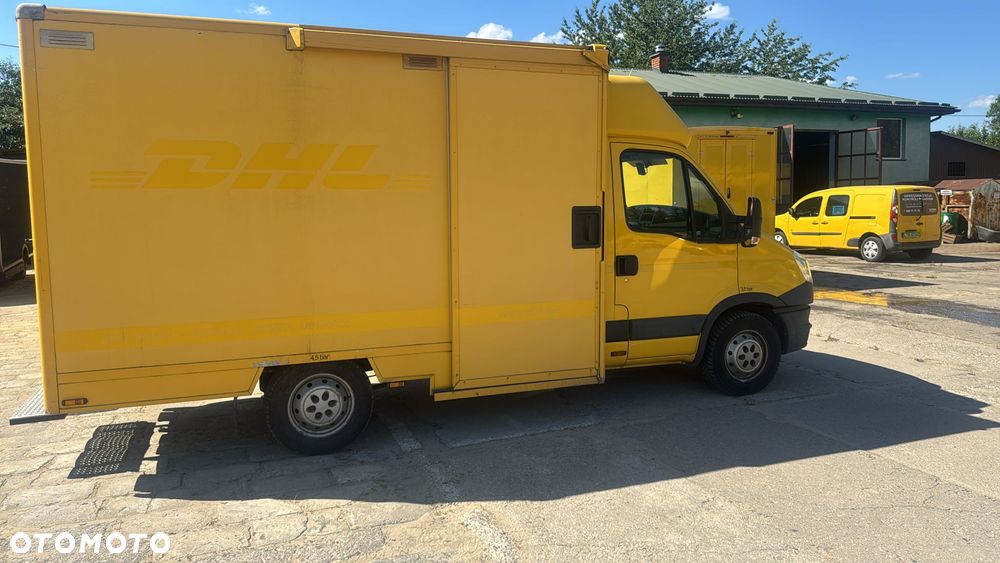 Iveco Daily 35s11 KRÓTKI pocztowy POCZTA UPS DHL SPRINTER 308 FOOD TRUCK Autosklep - 4