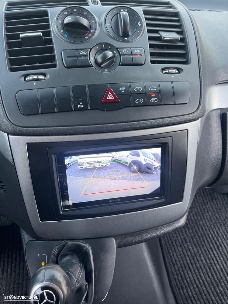 Mercedes-Benz Vito 6 lugares Automática - 17