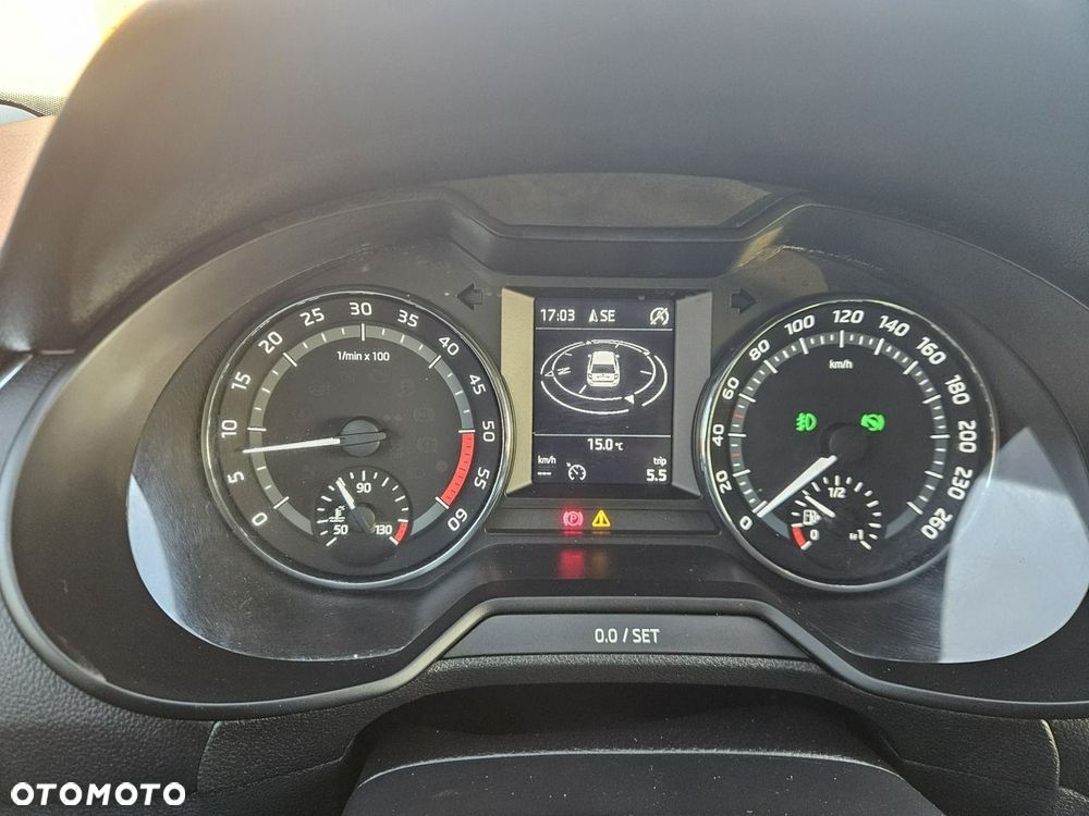 Skoda Octavia 2.0 TDI 4x4 DSG Scout - 26