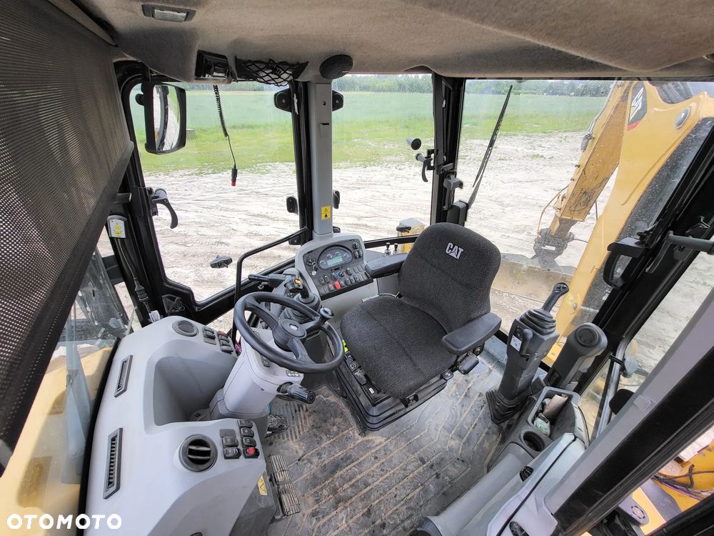 Caterpillar 444 F2 - 12