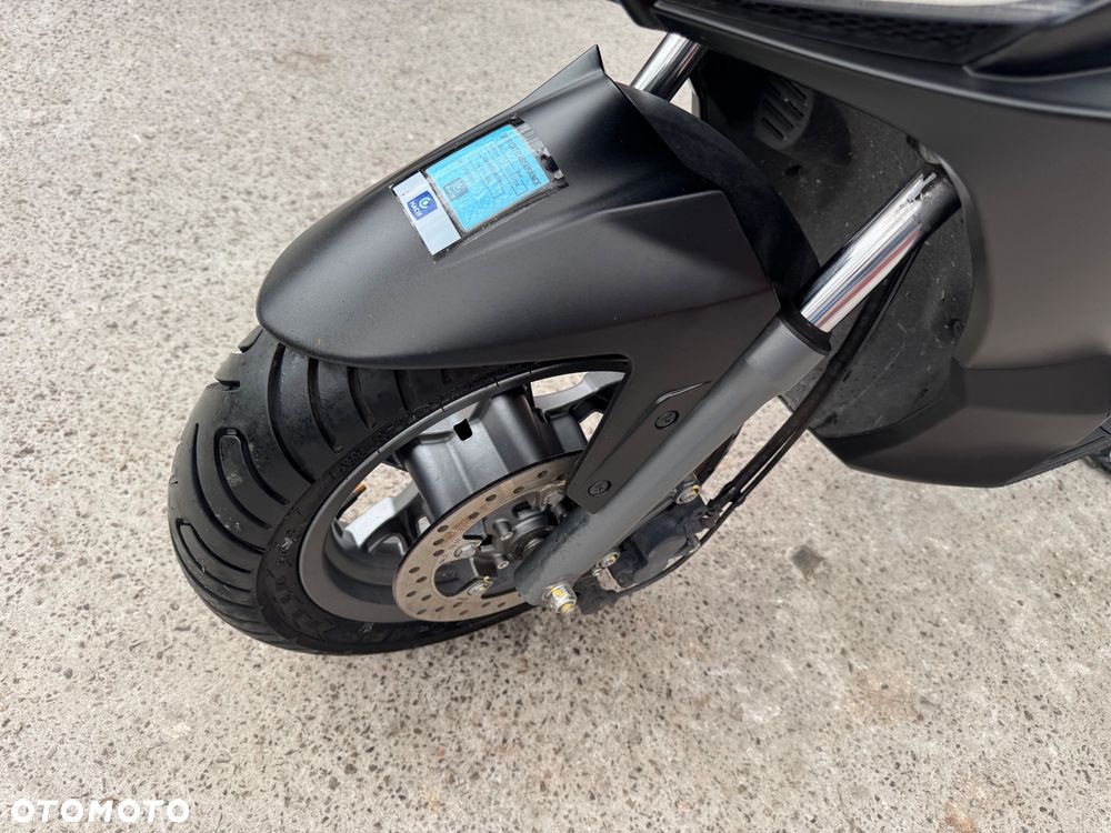 Aprilia SR - 14